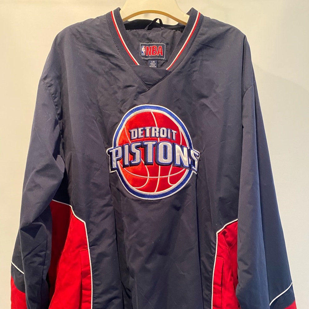 Detroit Pistons pull over sports jacket